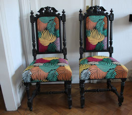 Chaises baroques tapissée motifs feuillage Multicolore
