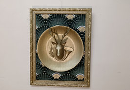 Cadre trophée or et papier peint Cerf