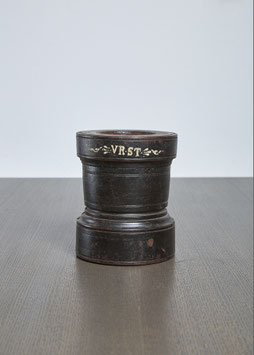 Holzmörser, vintage dunkel