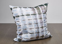 ISOBEL SIPPEL Batikprint Blau / Oliv