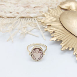 Ring 14 krt geelgoud met handgesneden schelp camee oranje sacred heart klein