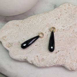 oorhangers geslepen onyx druppels met 14 krt gouden oog (excl oorringen)