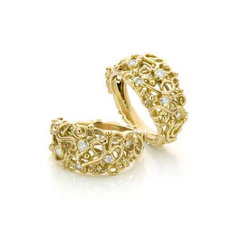 ring goud barok style met diamant TIJDELIJK NIET LEVERBAAR, alleen op bestelling