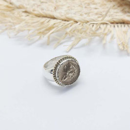 stoere zilveren met gouden zegel ring met afbeelding wolf