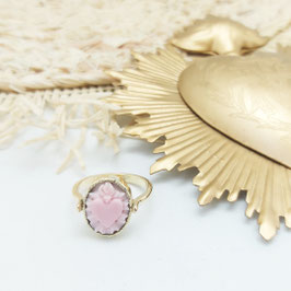 ring 14 krt geelgoud met sacred heart camee roze klein
