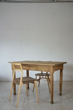 Table　（SOLD）