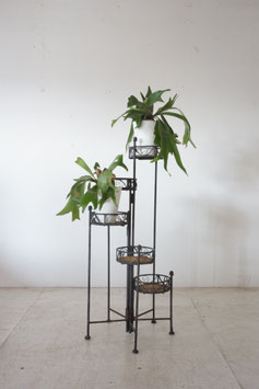 IRON STAND　（SOLD）