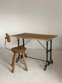 TABLE （SOLD）