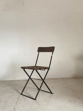 FOLDING CHAIR　（SOLD）