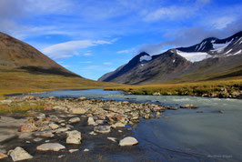 Foto-Druck auf Leinwand, Motiv: 4752-2, Am Smájllájåjkå, Sarek, auf einen Trägerrahmen gespannt.