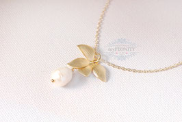 Orchideen Anhänger an Halskette mit Perle