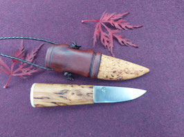 Umhängemesser aus Monostahl
