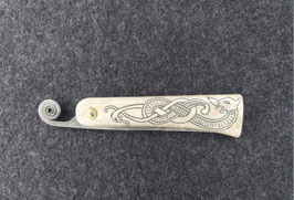 Klappmesser mit Damastklinge