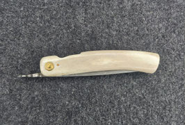 Klappmesser mit Damastklinge