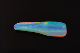 Australischer Edelopal "Pipe" 6,77 ct Rarität!