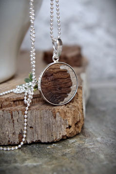Anhänger aus alter Eiche mit Platin-Inlay – Ø 20 mm, 925 Silber-Kugelkette