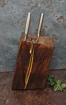 Messerblock-Unikat aus altem Fachwerk Holz und Gold