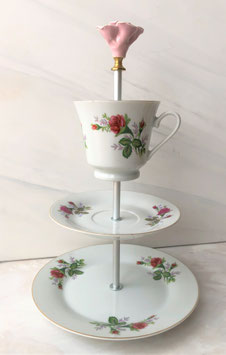 Etagère Nr. 2211,  3-stöckig, weiss feine Blumenmuster