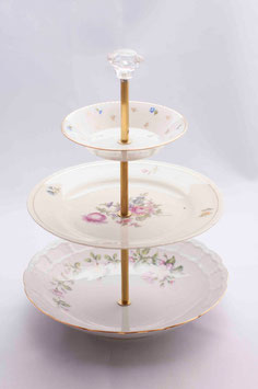 Etagère Nr. 1212, fein mit Blumenmuster