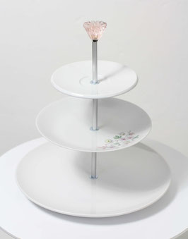 Etagère Nr. 1602, weiss mit feinem Blumenmuster