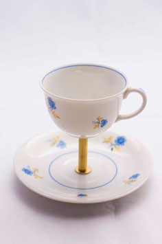Etagère Nr. 1224, fein und zart
