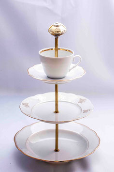 Etagère Nr. 1203, mit feinem Goldrand