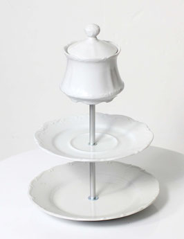 Etagère Nr. 1629,  3-stöckig, mit Zuckerdose