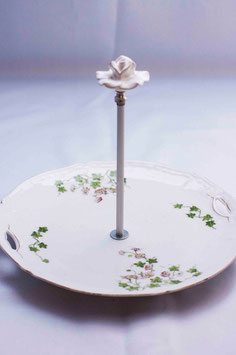 Etagère Nr. 1205, "Einerli" mir Rosen