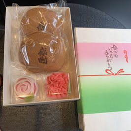 母の日！感謝どら焼きx上生菓子（練り切り）セット