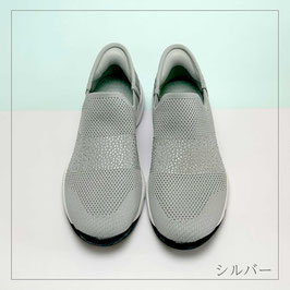 スニーカー　8972　シルバー