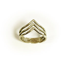 Suus&Co ring 3*V groot goud