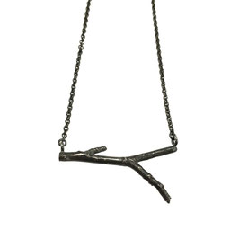 Gepatineerde twijgjes ketting