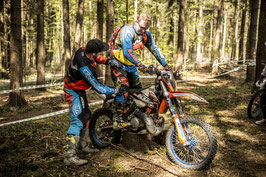 Enduro Lehrgang für Anfänger 03.10.2025 im Ultraterrain