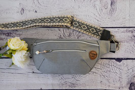 Bauchtasche hellgrau beschichtet