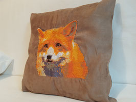 Coussin Renard Broderie Points Photo
