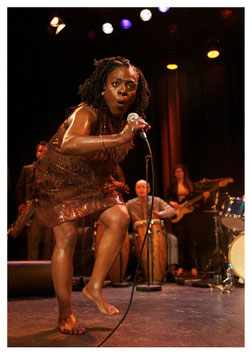 SHANON JONES
