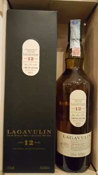 ISLAY SINGLE MALT SCOTCH WHISKY 12 YEARS LAGAVULIN