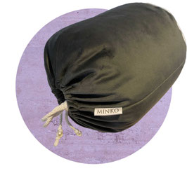 Samt-Kissen mit BIO-Dinkelspelz (20cm)