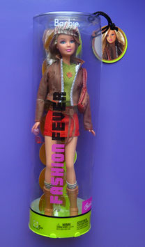 Fashion Fever Barbie H0646 NRFB