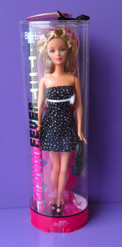 Fashion Fever Barbie H0944 NRFB