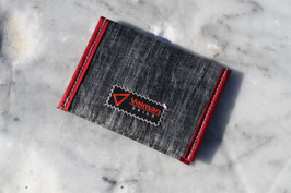 Carbon TNT (White, Red) Flex