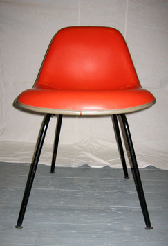 Eames La Fonda Chair