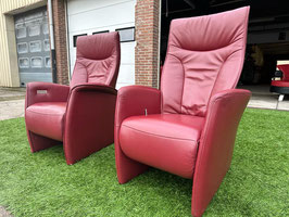 2x Relax fauteuils rood leer handmatig en elektrisch verstelbaar stoelen + GRATIS BEZORGING!