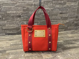 Louis Vuitton Toile Antigua Cabas PM in Rot
