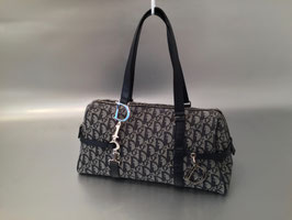 Christian Dior Logo Charms Boston Bag in Blau