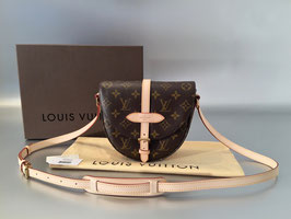 Louis Vuitton Monogram Canvas Chantilly NM PM