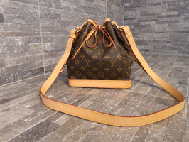 Louis Vuitton Monogram Canvas Noe BB