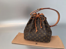Louis Vuitton Monogram Canvas Noe Petit