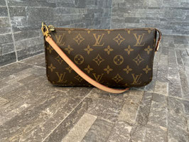Louis Vuitton Monogram Canvas Pochette Accessoires NM