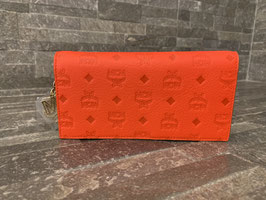 MCM Leder mit Monogram Kontinentale Geldbörse in Rot / Fiesta